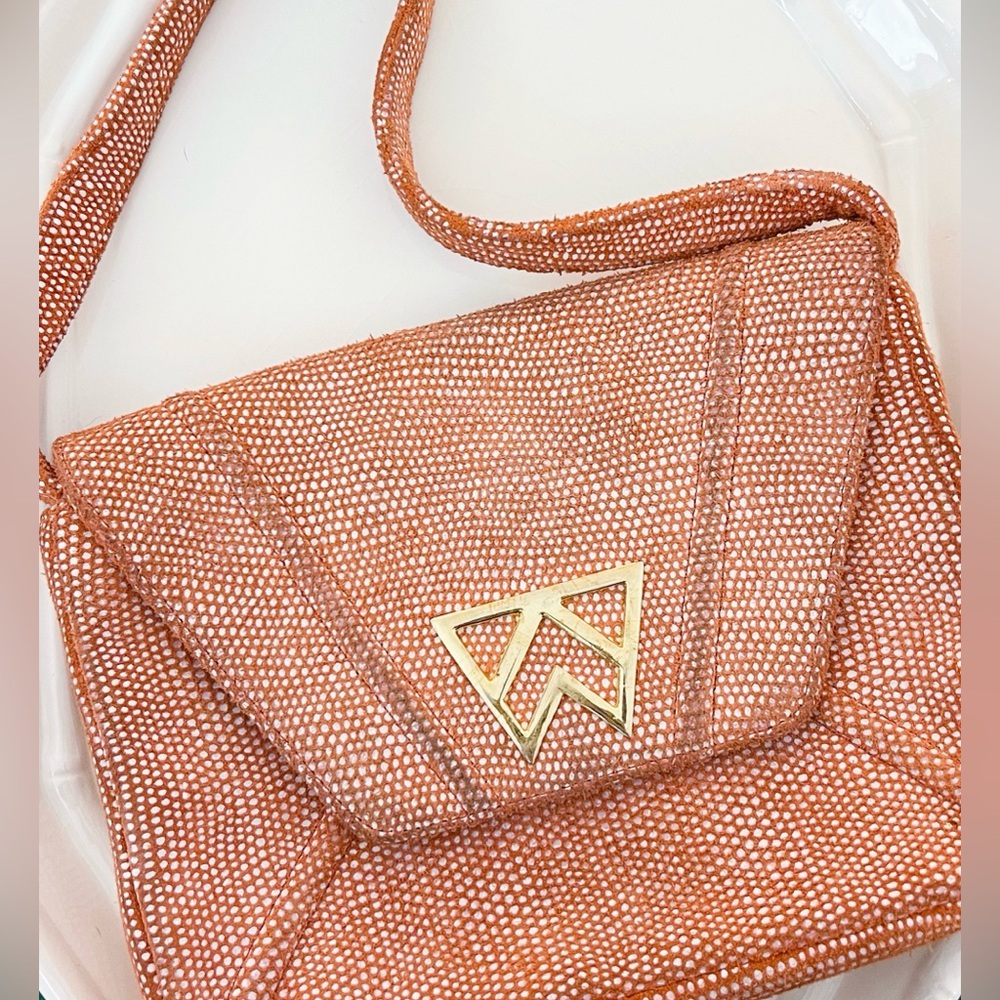 Kelly Wynne Cloud 9 Clutch Purse : Coral